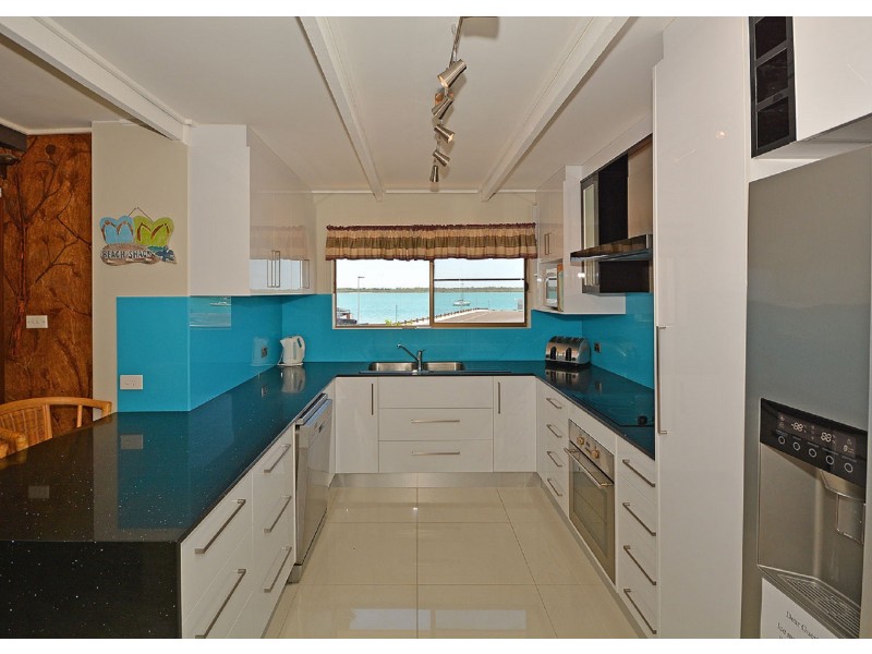 70 Riverview Drive, Burrum Heads QLD 4659