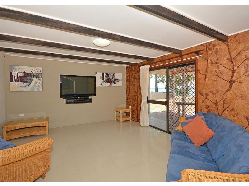 70 Riverview Drive, Burrum Heads QLD 4659