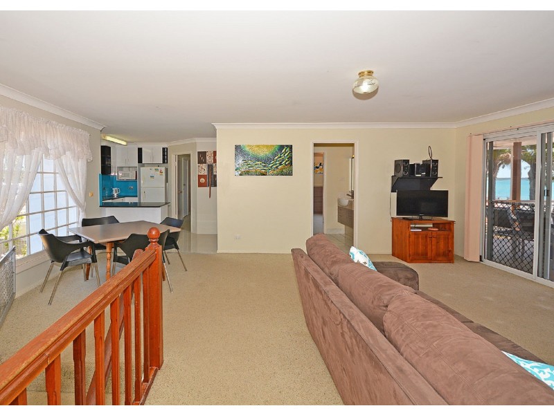 70 Riverview Drive, Burrum Heads QLD 4659