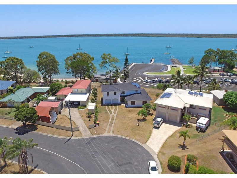 70 Riverview Drive, Burrum Heads QLD 4659