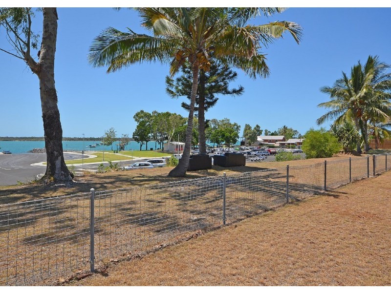 70 Riverview Drive, Burrum Heads QLD 4659