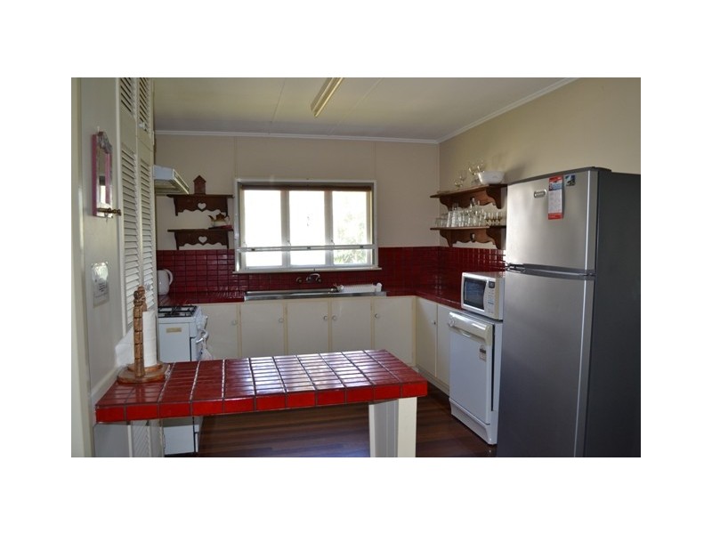 40 Esplanade, Burrum Heads QLD 4659