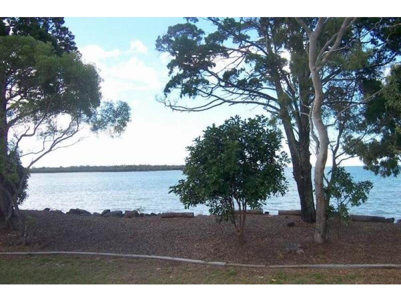 41 Esplanade, Burrum Heads QLD 4659