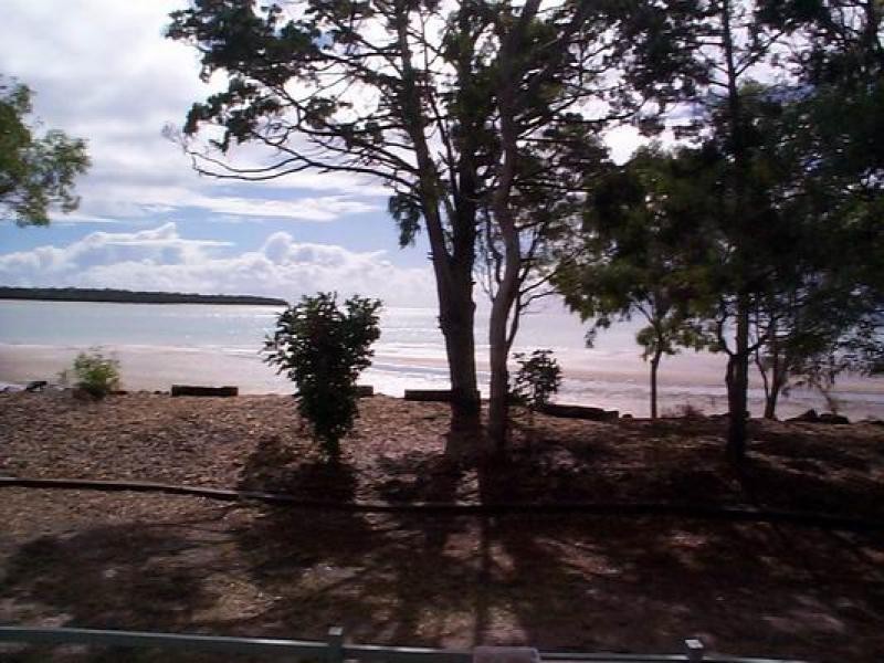 41 Esplanade, Burrum Heads QLD 4659