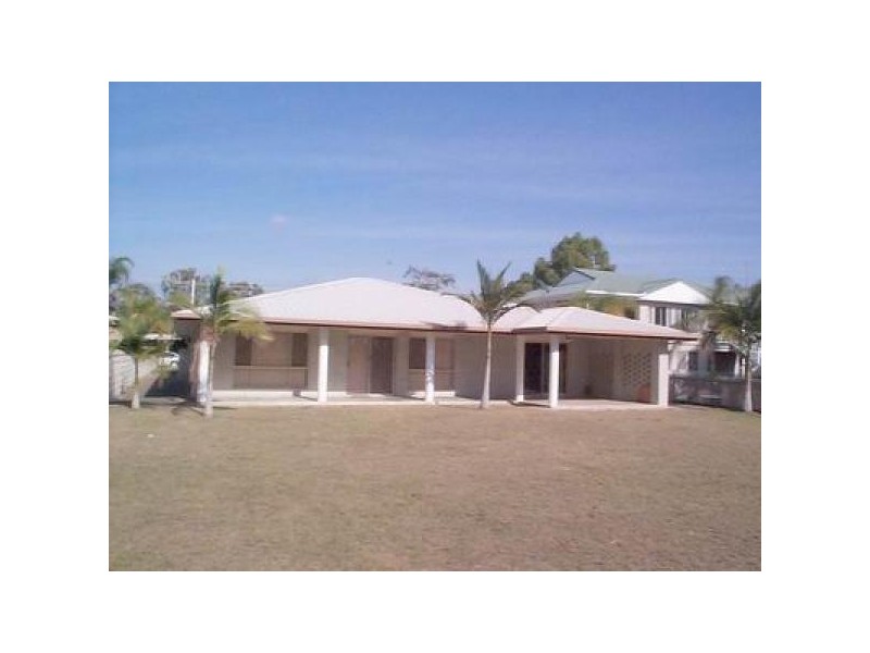 136 Burrum Street, Burrum Heads QLD 4659