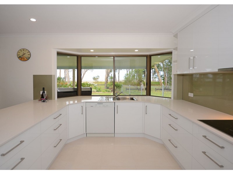 148 Burrum Street, Burrum Heads QLD 4659