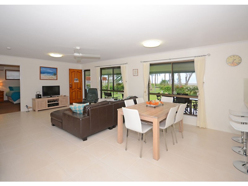 148 Burrum Street, Burrum Heads QLD 4659