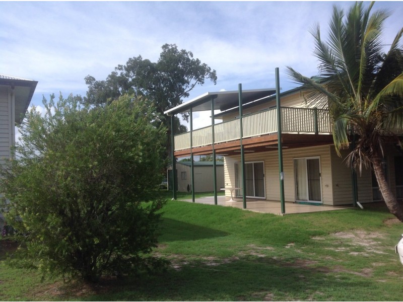8 Burrum Heads Road, Burrum Heads QLD 4659