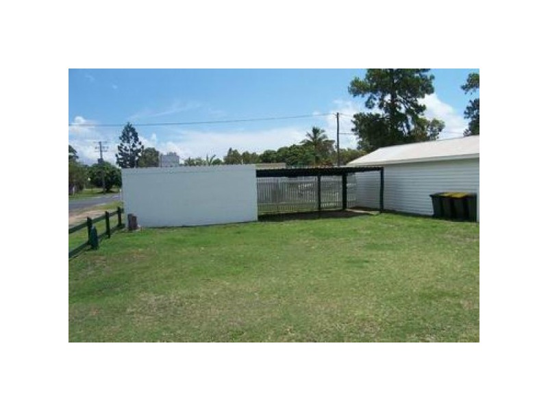 64 Burrum Street, Burrum Heads QLD 4659