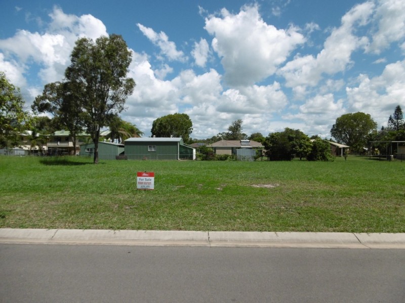 11 Barramundi Drive, Burrum Heads QLD 4659