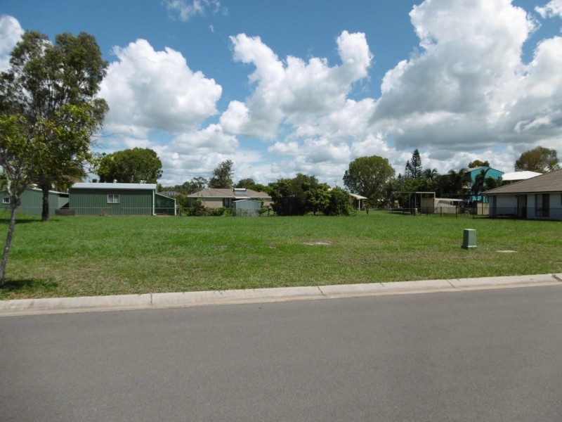 11 Barramundi Drive, Burrum Heads QLD 4659