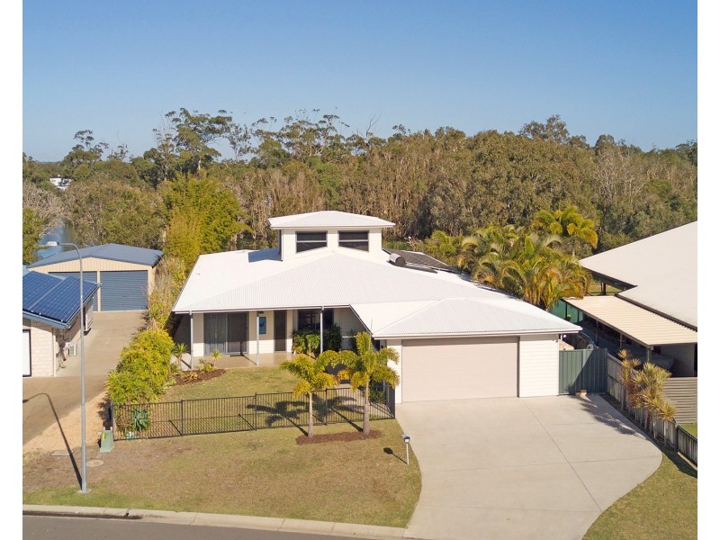 56 Sunrise Crescent, Burrum Heads QLD 4659