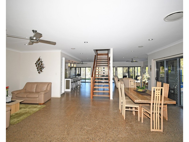 56 Sunrise Crescent, Burrum Heads QLD 4659