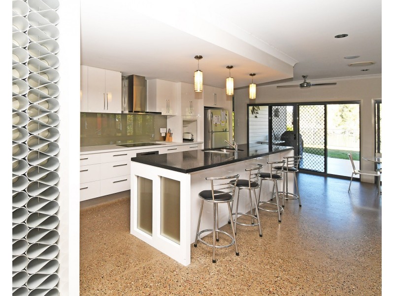 56 Sunrise Crescent, Burrum Heads QLD 4659