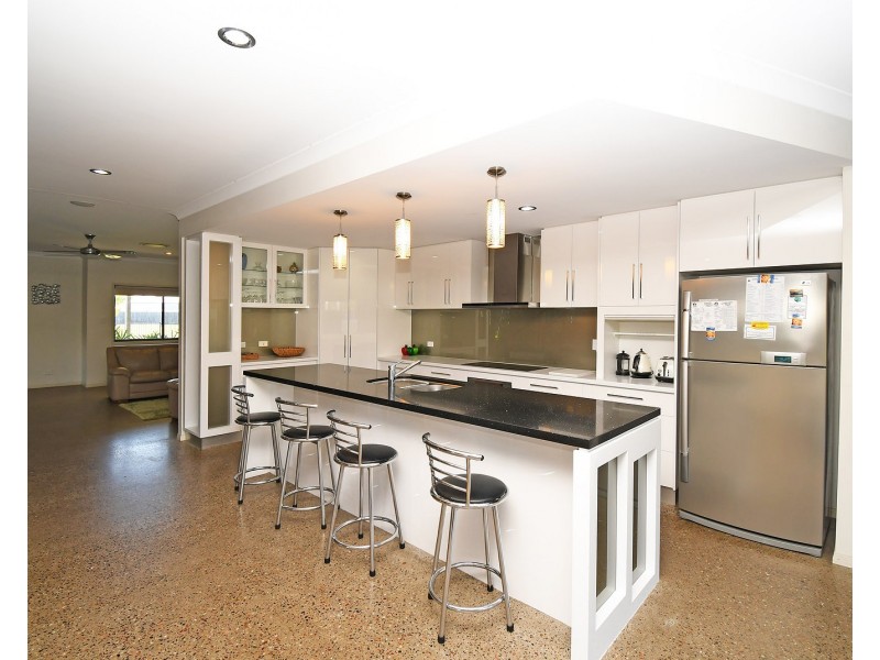 56 Sunrise Crescent, Burrum Heads QLD 4659