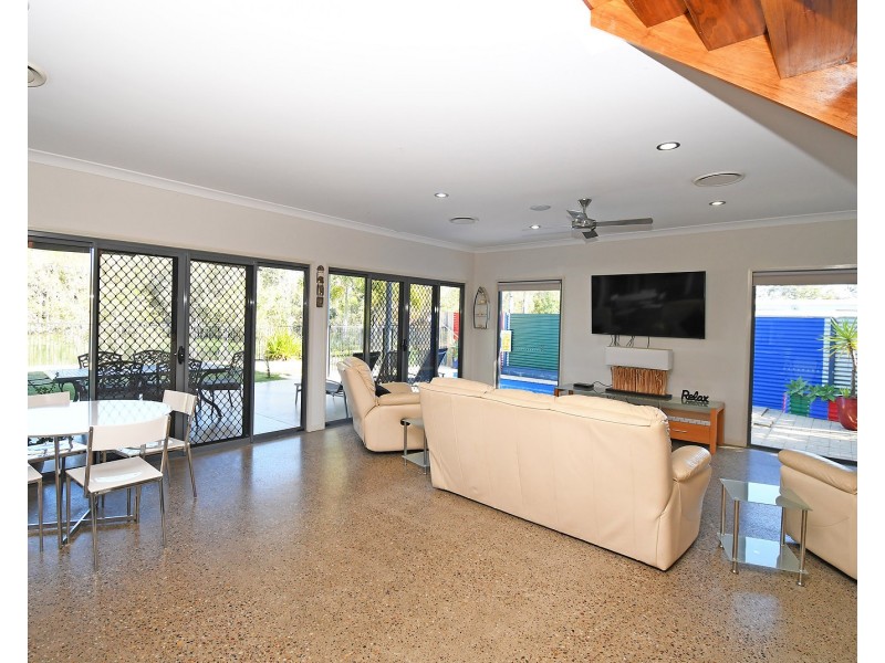 56 Sunrise Crescent, Burrum Heads QLD 4659