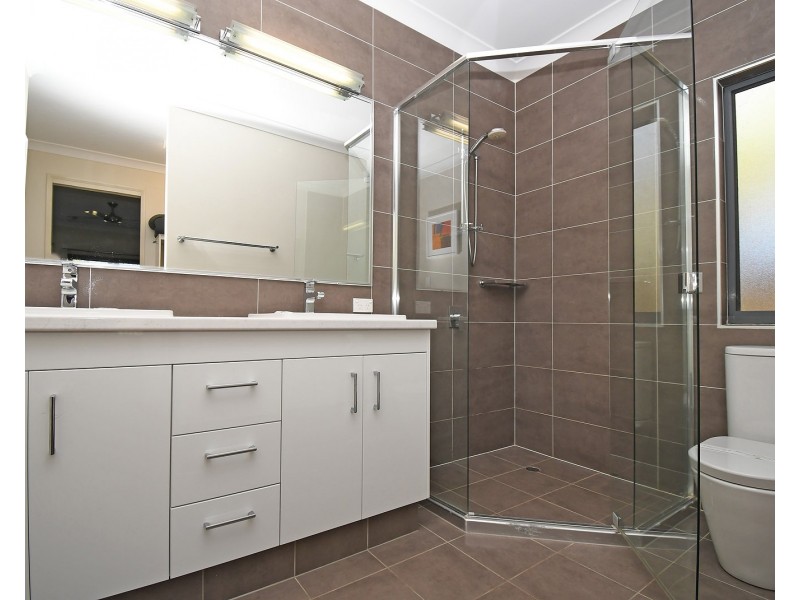 56 Sunrise Crescent, Burrum Heads QLD 4659