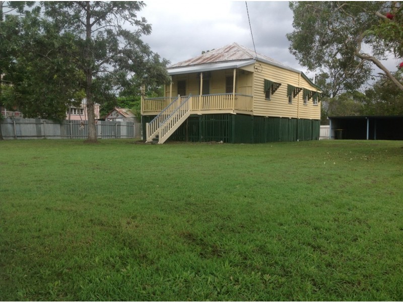 14 George Street, Torbanlea QLD 4662