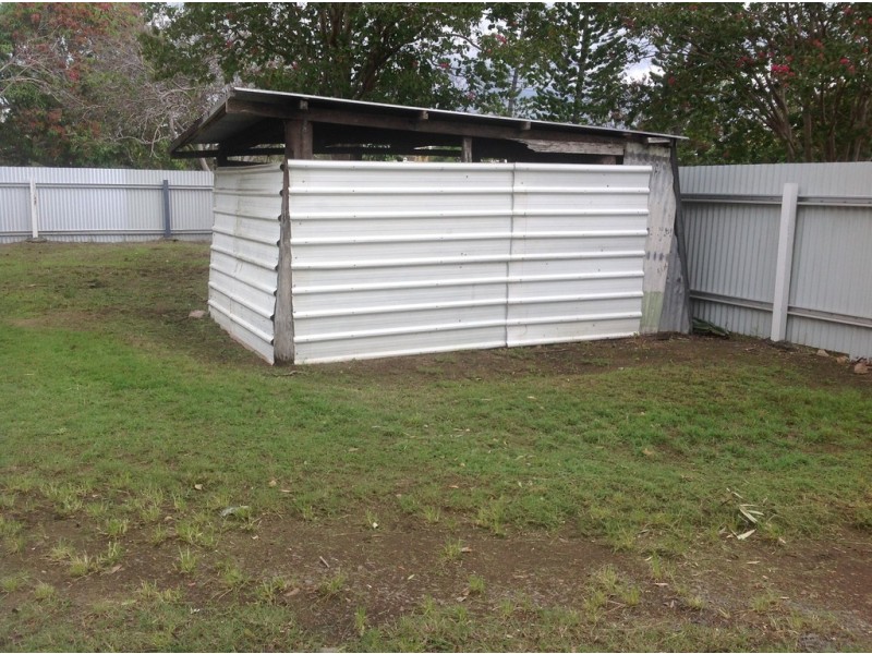 14 George Street, Torbanlea QLD 4662