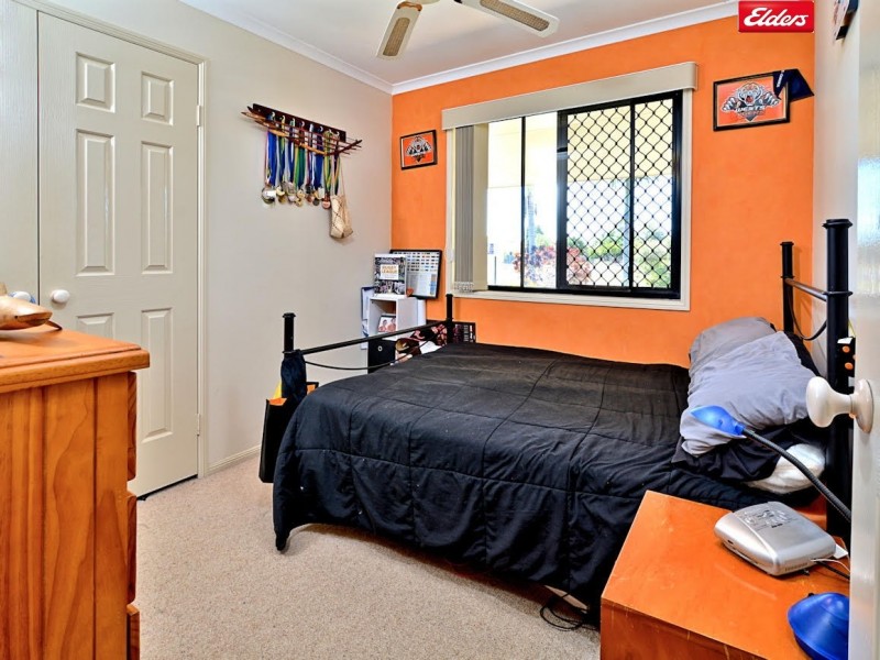 11 Lakeside Drive, Burrum Heads QLD 4659