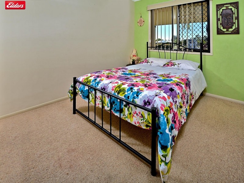 11 Lakeside Drive, Burrum Heads QLD 4659