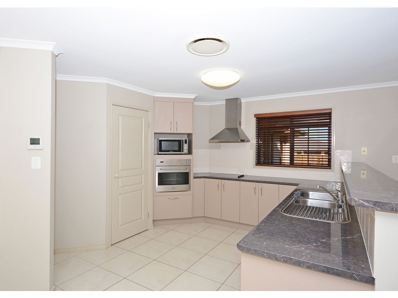 10 Jarrah Court, Burrum Heads QLD 4659