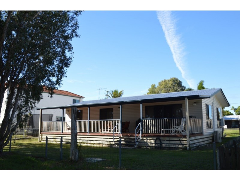 86 Riverview Drive, Burrum Heads QLD 4659
