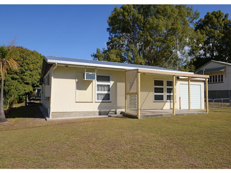 35 Howard Street, Burrum Heads QLD 4659
