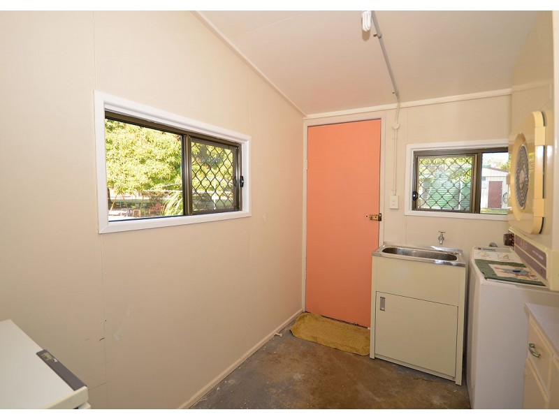 35 Howard Street, Burrum Heads QLD 4659