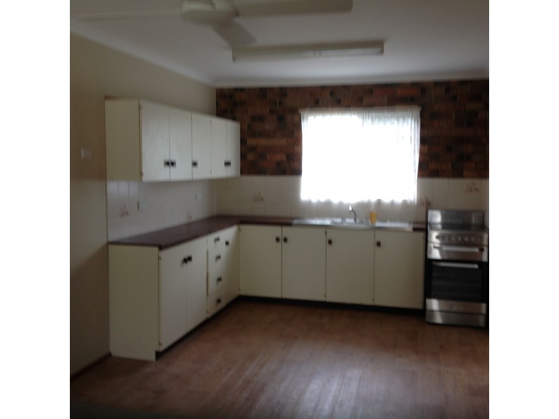 2/52 Riverview Drive, Burrum Heads QLD 4659