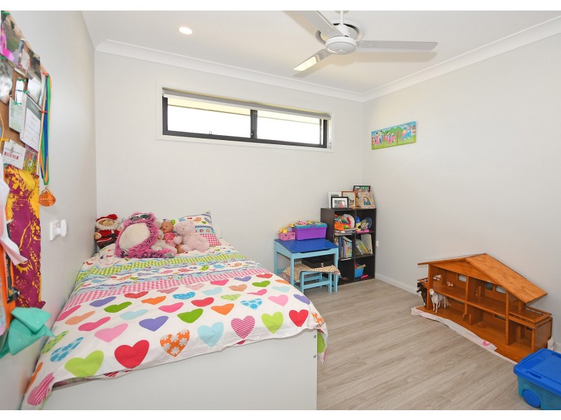 16 Tulipwood Drive, Burrum Heads QLD 4659