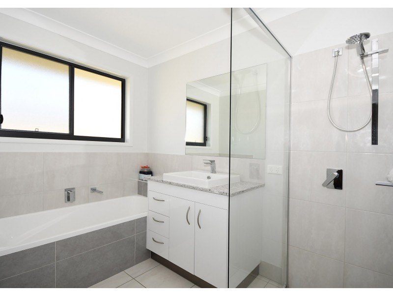 16 Tulipwood Drive, Burrum Heads QLD 4659