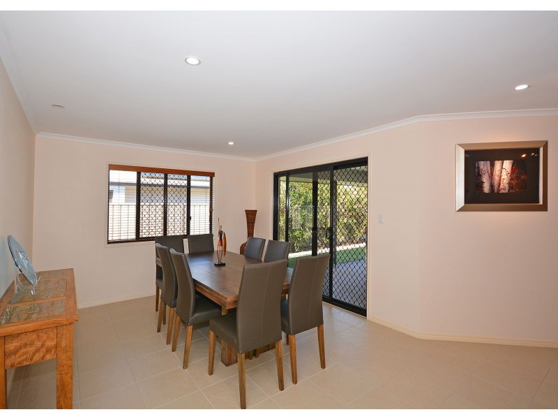 6 Bryan Court, Burrum Heads QLD 4659