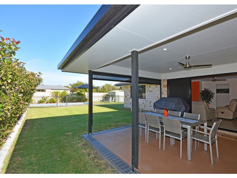 6 Bryan Court, Burrum Heads QLD 4659