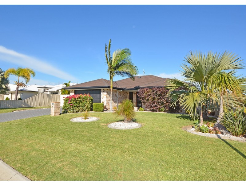 6 Bryan Court, Burrum Heads QLD 4659