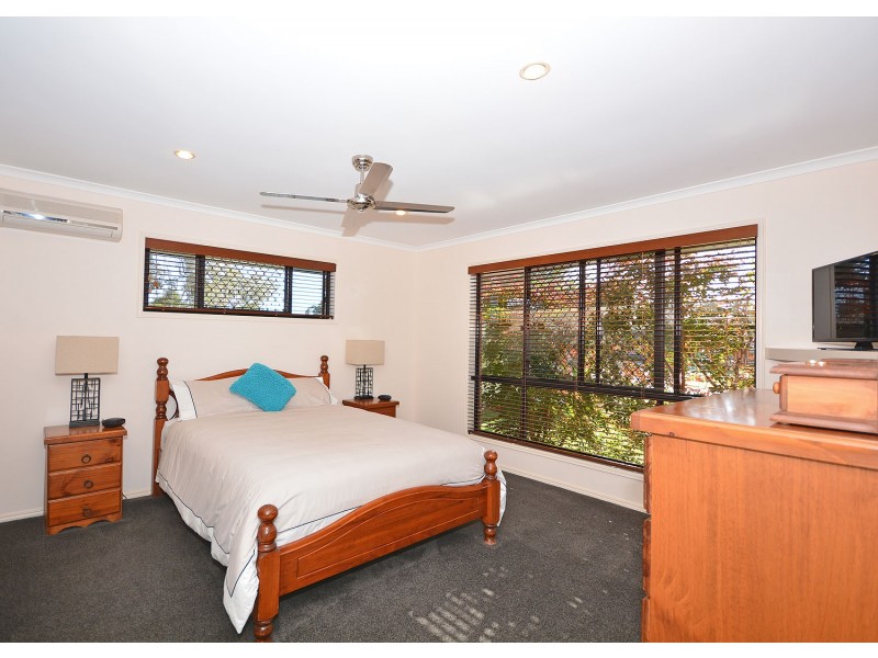 6 Bryan Court, Burrum Heads QLD 4659