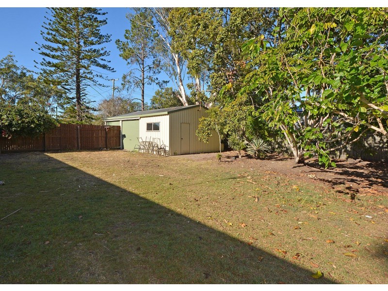 21 East Street, Howard QLD 4659