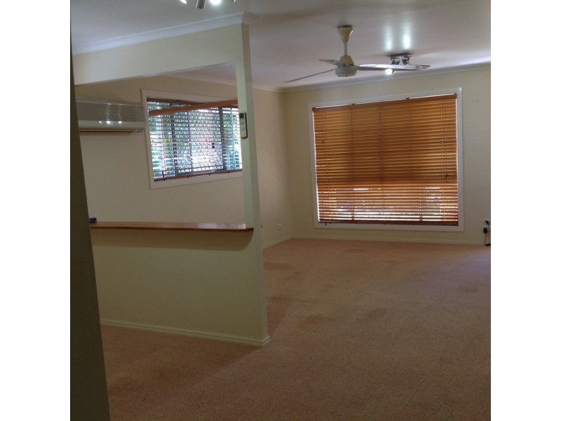 125 Burrum Street, Burrum Heads QLD 4659