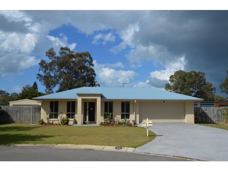 37 Lucas Drive, Burrum Heads QLD 4659
