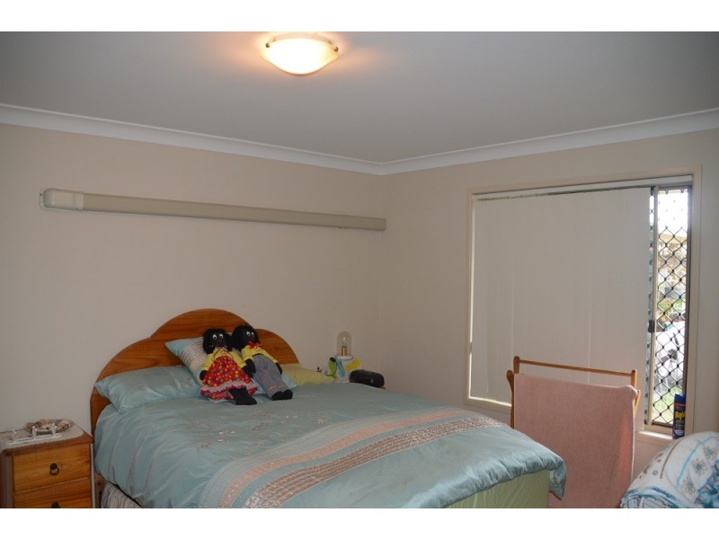 37 Lucas Drive, Burrum Heads QLD 4659