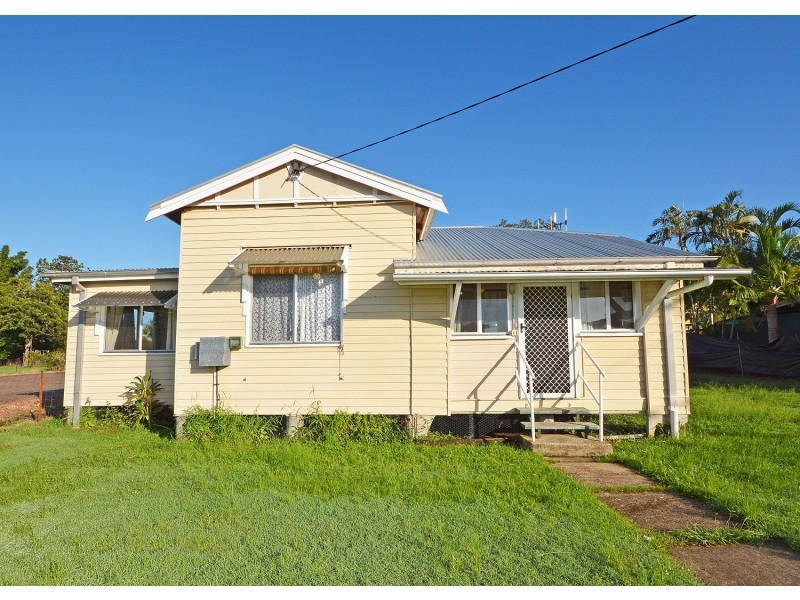 9 Hartley Street, Torbanlea QLD 4662