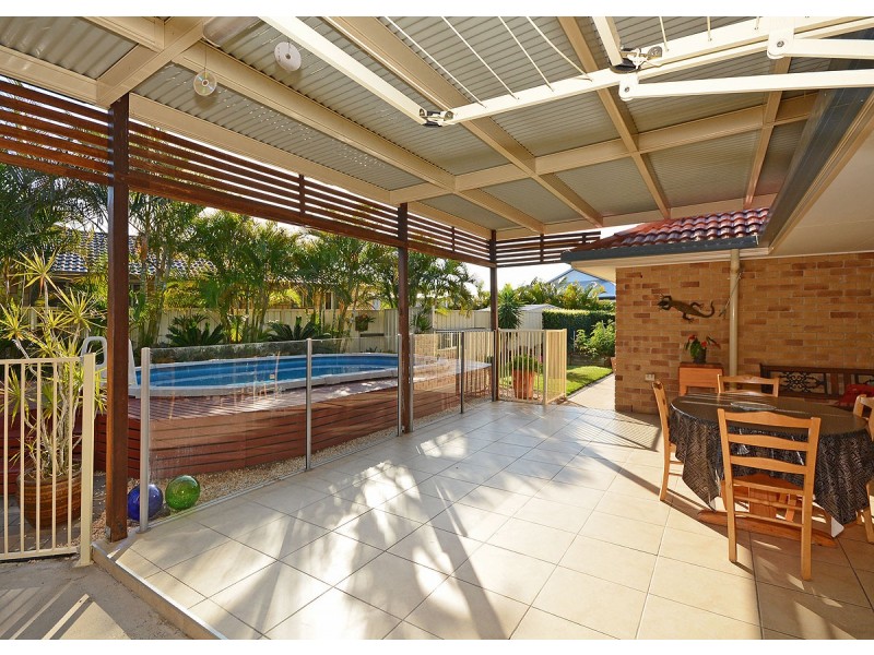 45 Sunrise Crescent, Burrum Heads QLD 4659