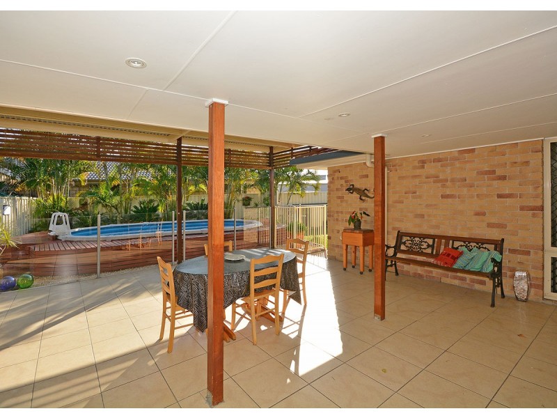45 Sunrise Crescent, Burrum Heads QLD 4659
