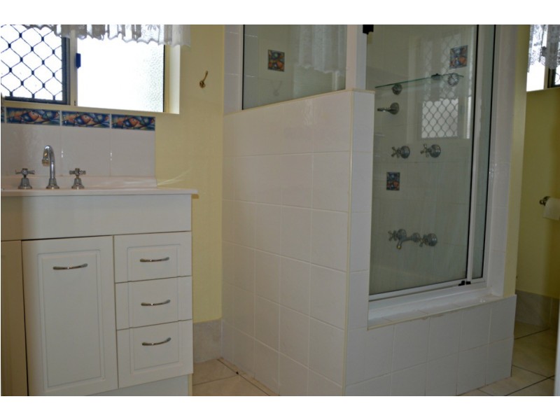 46 Burrum Street, Burrum Heads QLD 4659