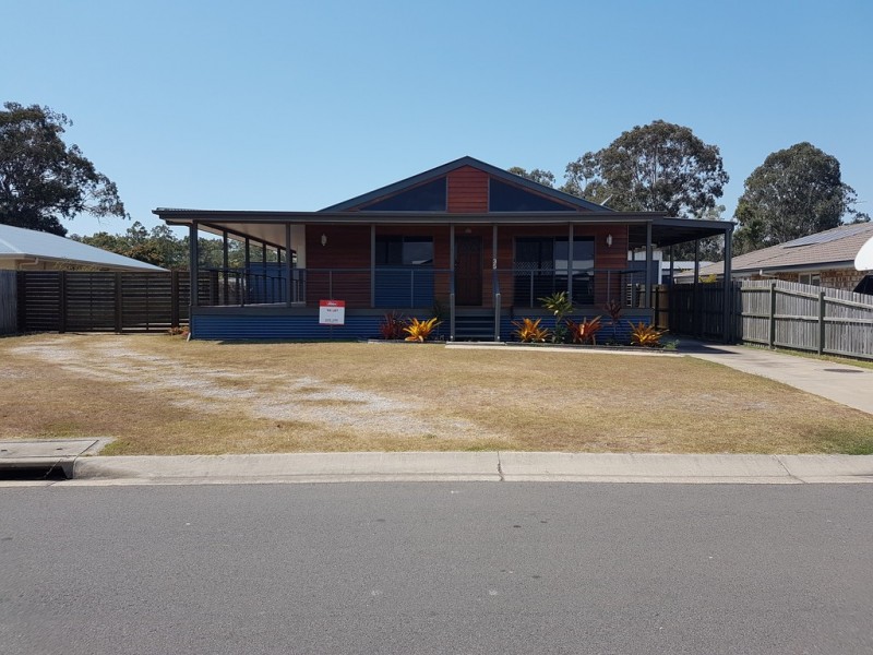 35 Lucas Drive, Burrum Heads QLD 4659