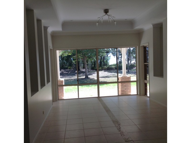 7 KALINDA COURT, Toogoom QLD 4655