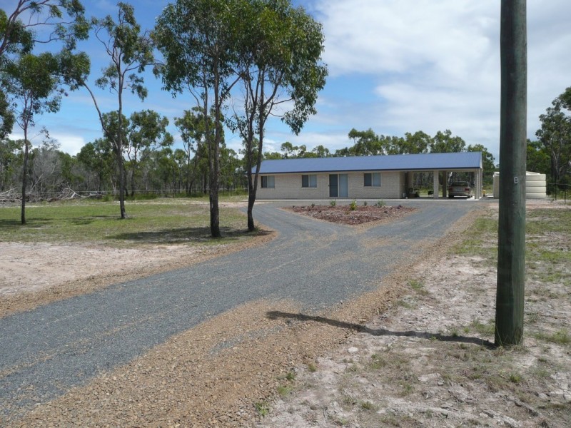 33 Ranch Park Drive, Pacific Haven QLD 4659