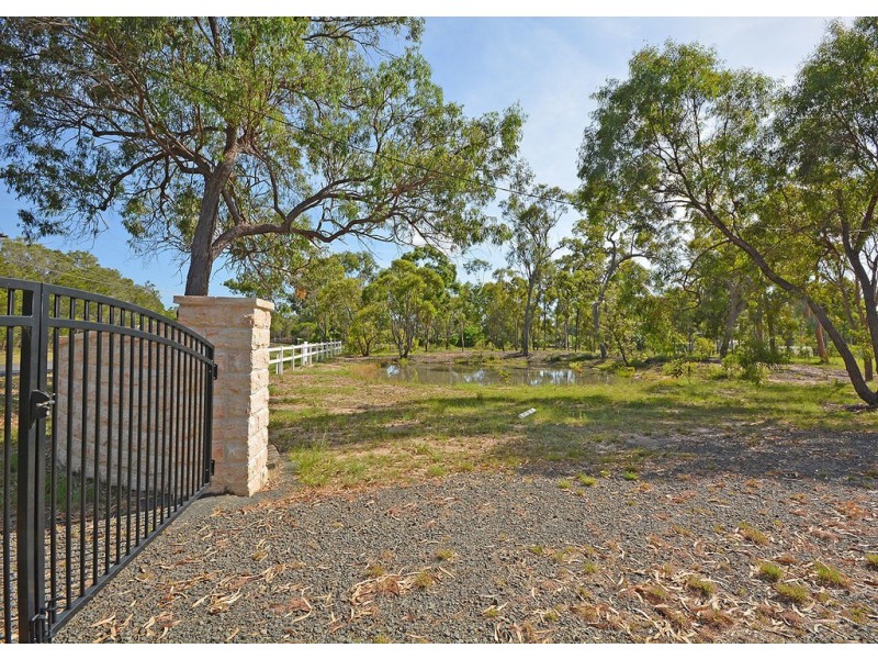 250 Pacific Haven Circuit, Pacific Haven QLD 4659