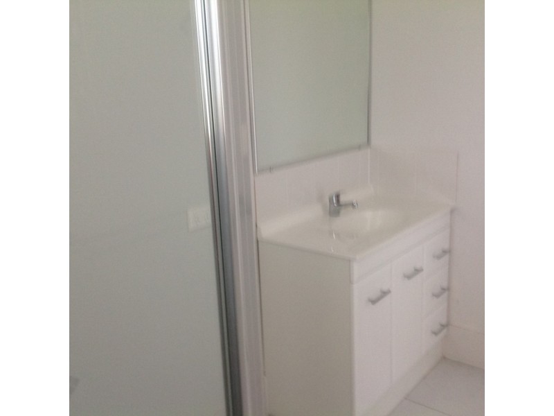 90 Beach Drive, Burrum Heads QLD 4659