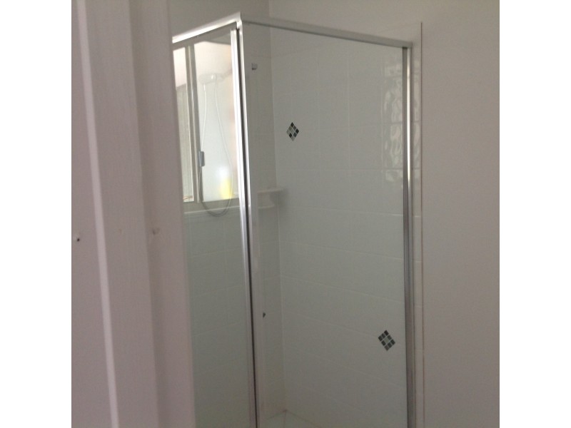 90 Beach Drive, Burrum Heads QLD 4659